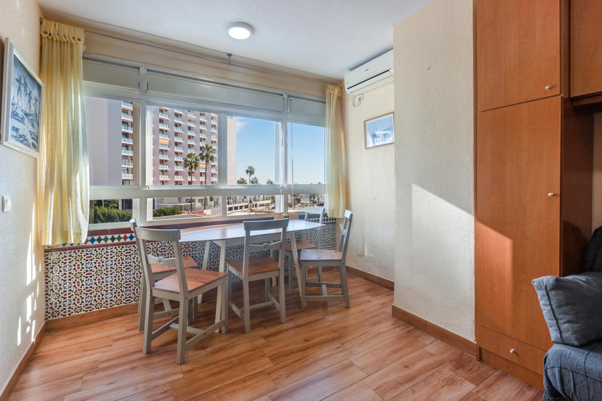 Next To Puerto Marina And The Beach Benalmadena Luaran gambar